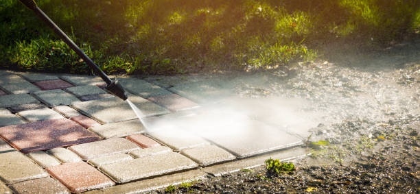 Best Patio and Deck Pressure Washing  in Holdrege, NE